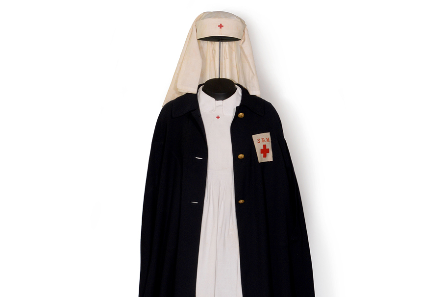 Uniform of nurse Sidonie Pocquet