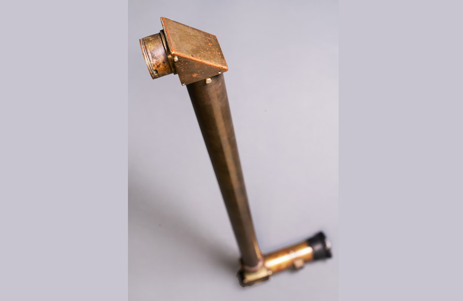 Brass trench periscope, Italian model, Triulzi Laboratorio di Precisione Roma, 1917 Great War Museum - Meaux, 2006.1.1672 / D. Pazery